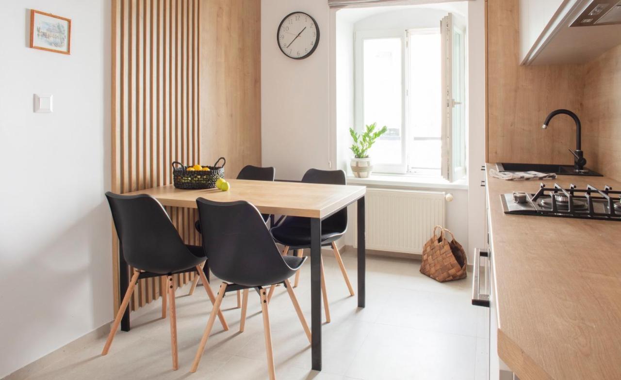 Bastova Apartment Bratislava Eksteriør billede